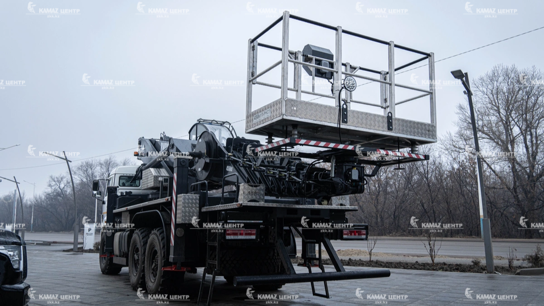 avtogidropodemnik-vipo-45-kamaz-43118-1