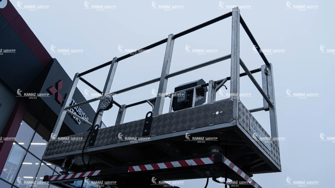 avtogidropodemnik-vipo-45-kamaz-43118-2