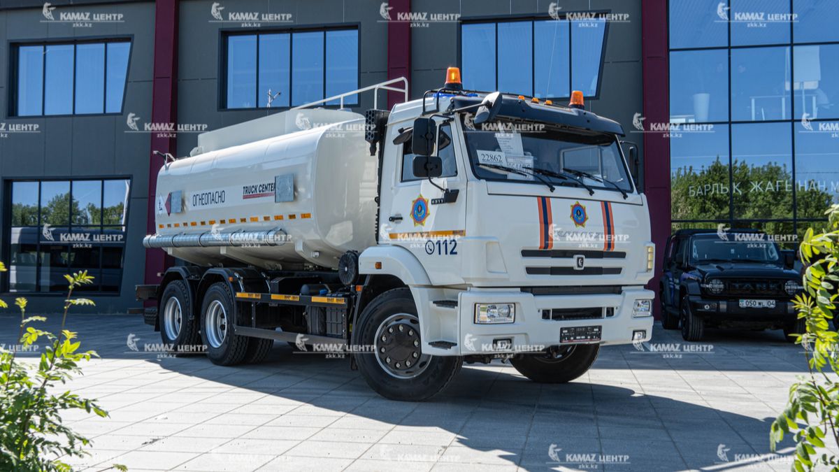 avtotoplivozapravshchik-17-m-na-shassi-kamaz-65115-50-1