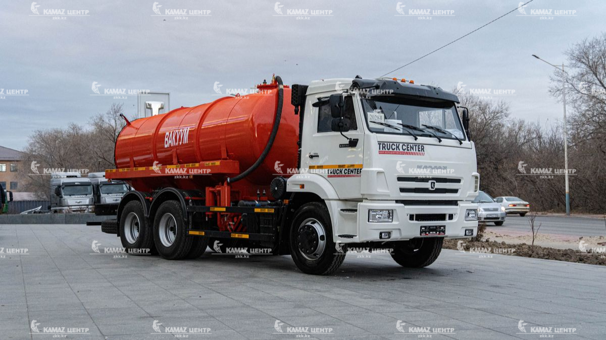 vakuumnaya-mashina-mv-10-assenizator-na-shassi-65115-5