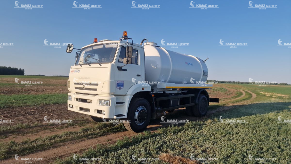 vakuumnaya-mashina-mv-11-assenizator-na-shassi-kamaz-53605-7