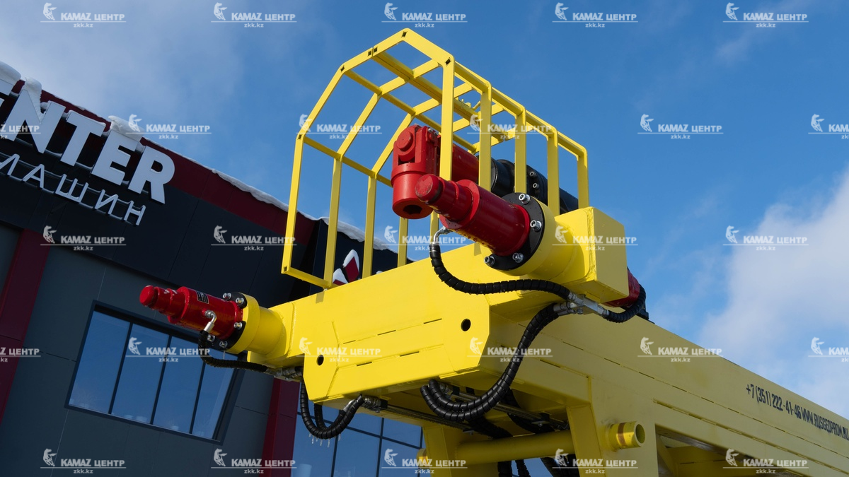 agregat-zaglubleniya-ankerov-aza-3m-na-shassi-kamaz-53504-05