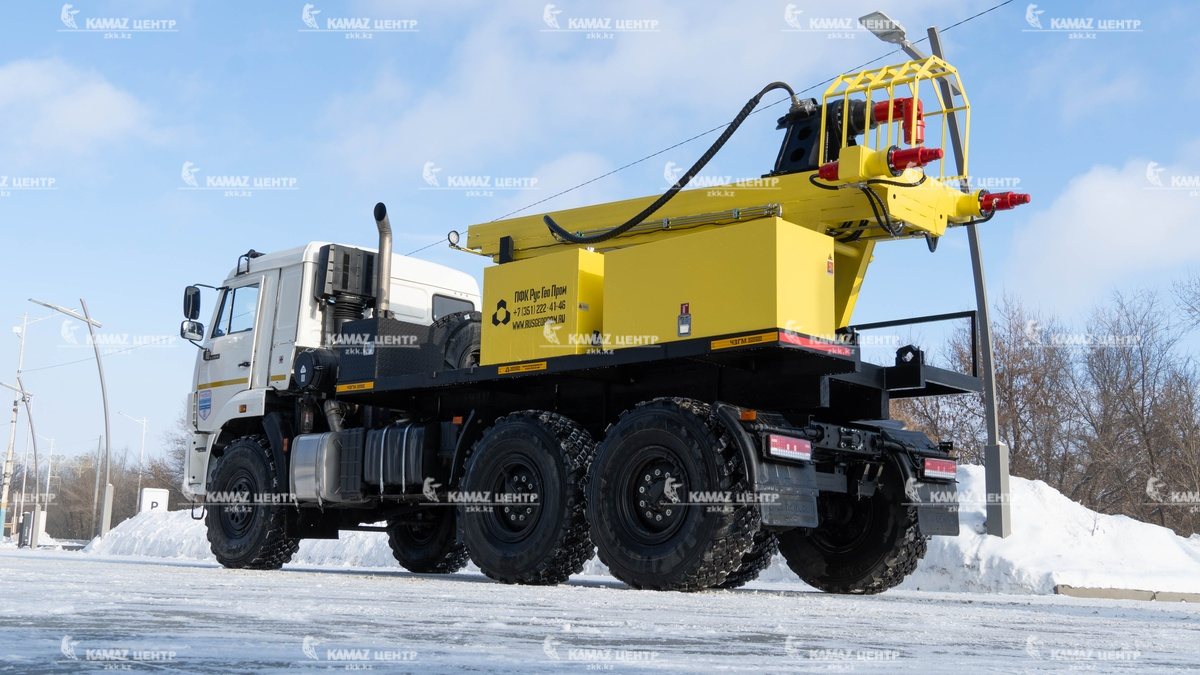 agregat-zaglubleniya-ankerov-aza-3m-na-shassi-kamaz-53504-08