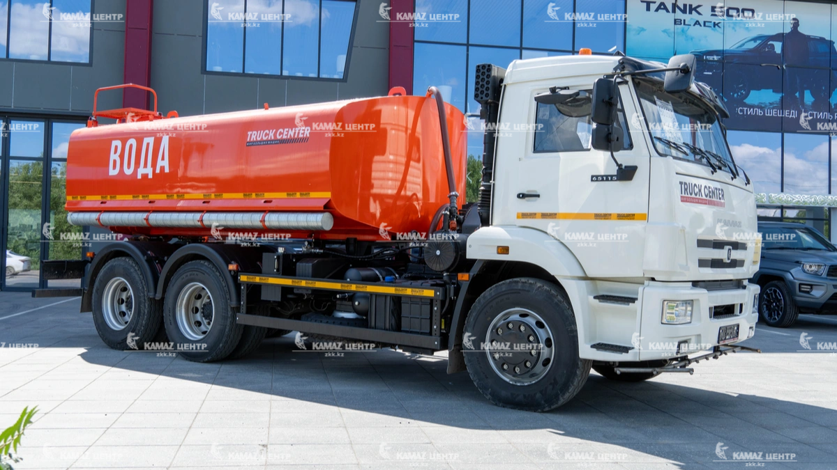 avtocisterna-polivomoechnaya-acv-15-kub-m-na-shassi-kamaz-65115-50-4