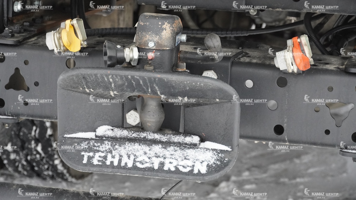 uso-20k-smesitelno-osrednitelnaya-ustanovka-na-shassi-kamaz-65115-06