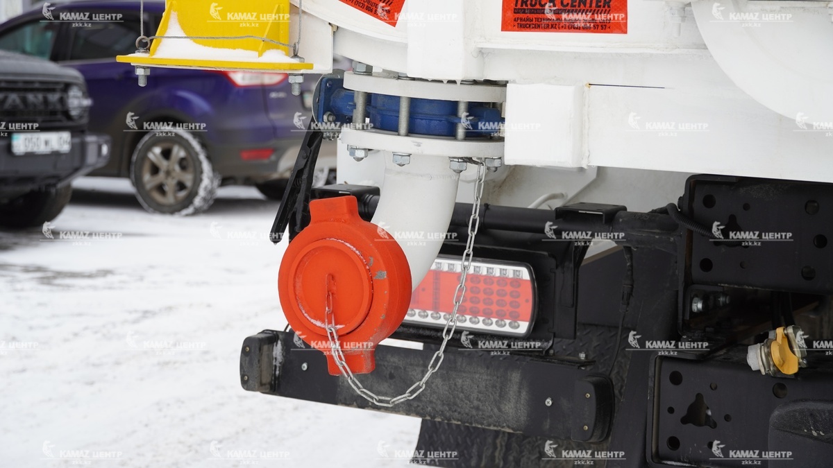 uso-20k-smesitelno-osrednitelnaya-ustanovka-na-shassi-kamaz-65115-07
